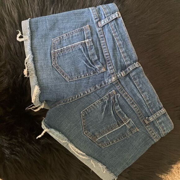 Rue21 denim shorts Size 26 - Picture 3 of 5